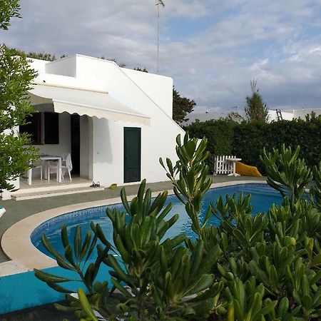 Apartamentos Delfines Cala Blanca  Exterior foto
