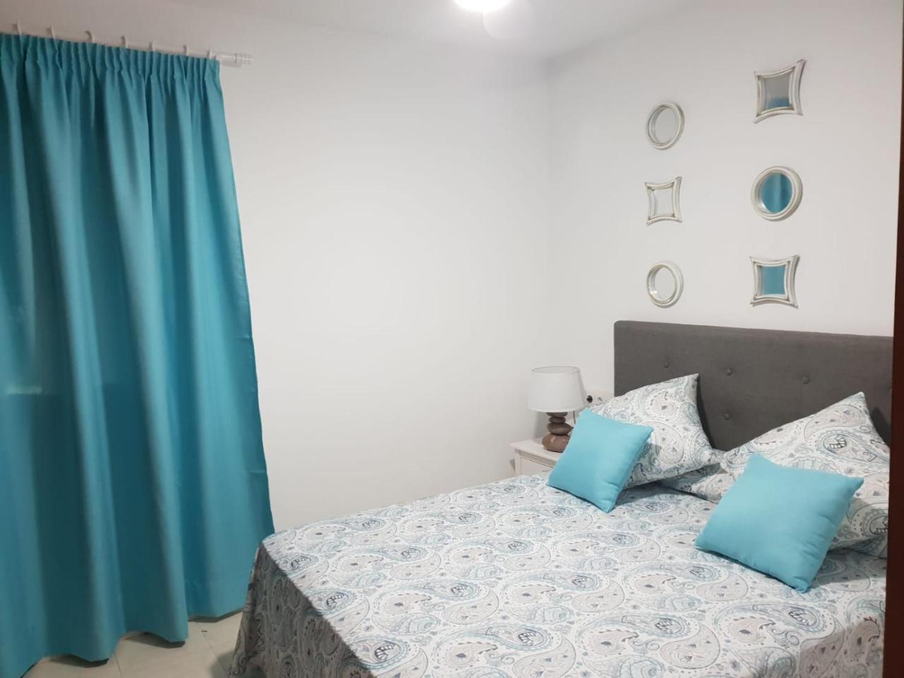 Apartamentos Delfines Cala Blanca  Exterior foto
