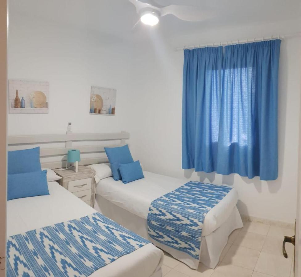 Apartamentos Delfines Cala Blanca  Exterior foto