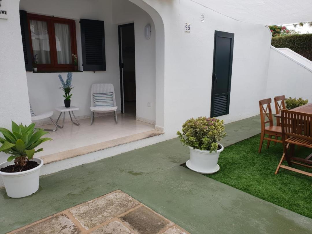 Apartamentos Delfines Cala Blanca  Exterior foto